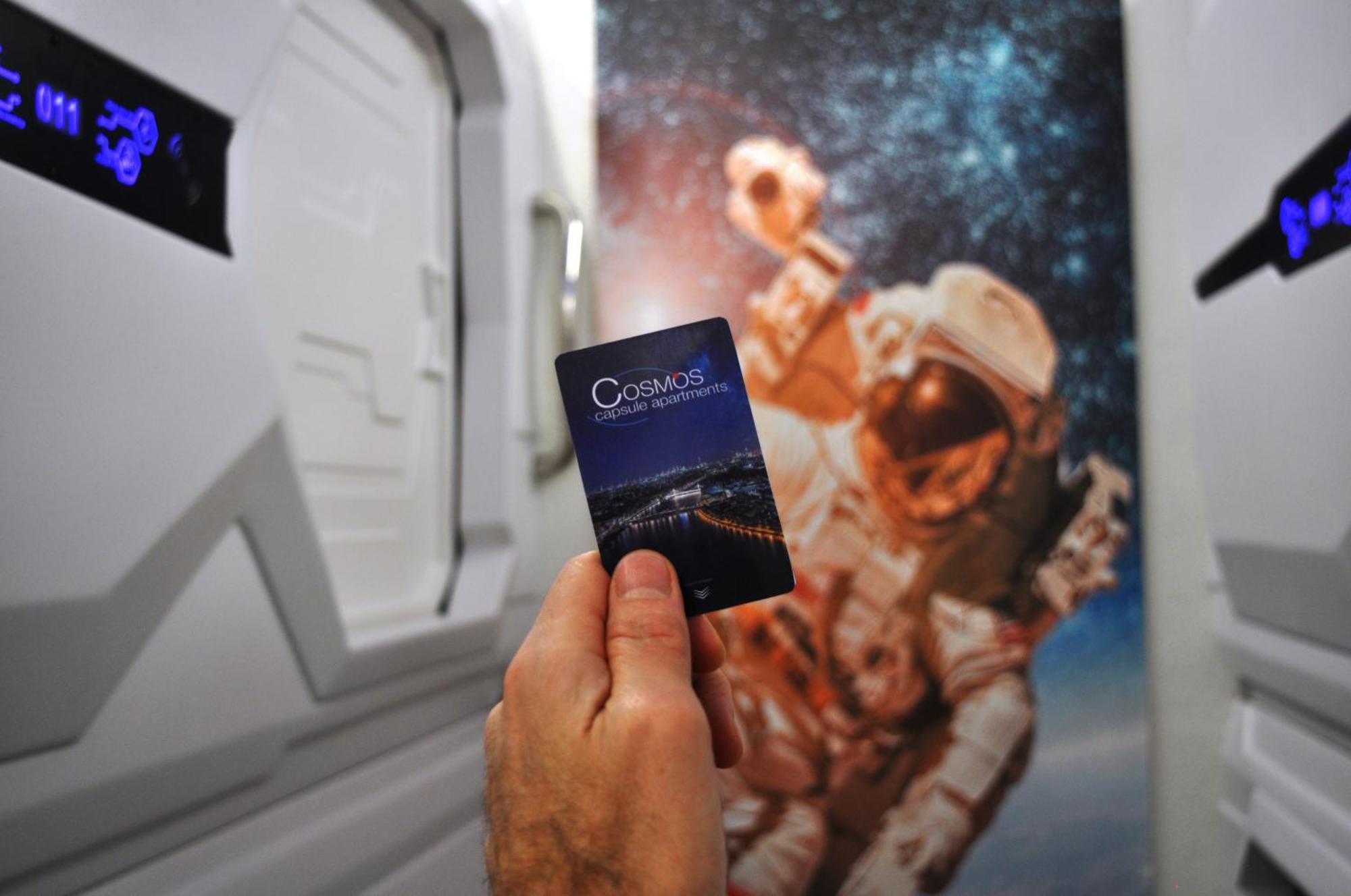 מלון Cosmos Capsule Coworking לונדון מראה חיצוני תמונה